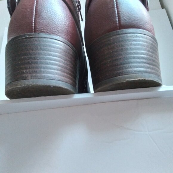 'Marconi' Burgundy Chelsea Boots Back Strap Brass  Buckle & Snake Print Sz 9 M - Picture 11 of 12